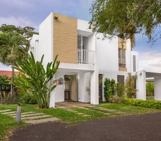 Proyecto de vivienda Girasoles Del Castillo, casas en venta en Cali, Vía Cali-Jamundí de la constructora CONSTRUCTORA EL CASTILLO.